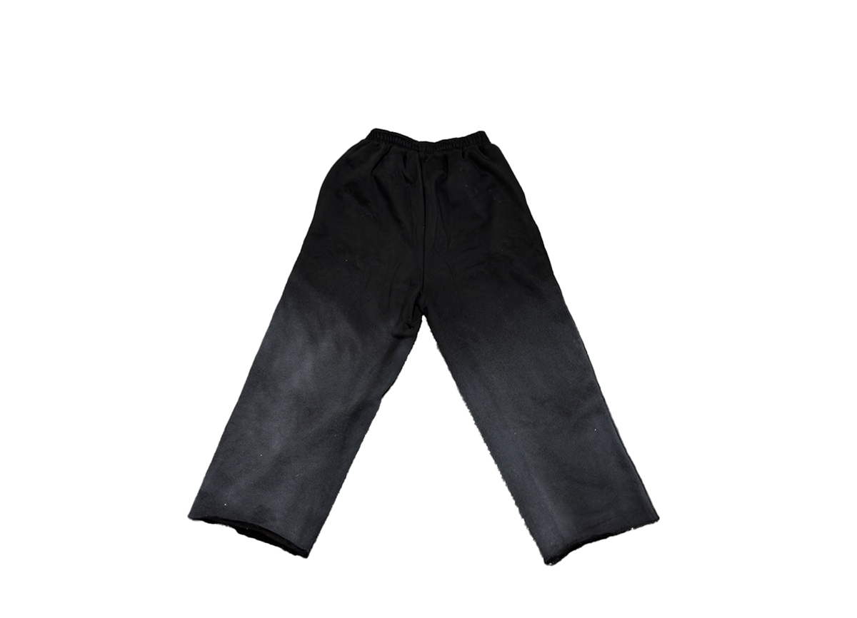ULTRA OVERSIZED KNECHT JOGGER PANTS